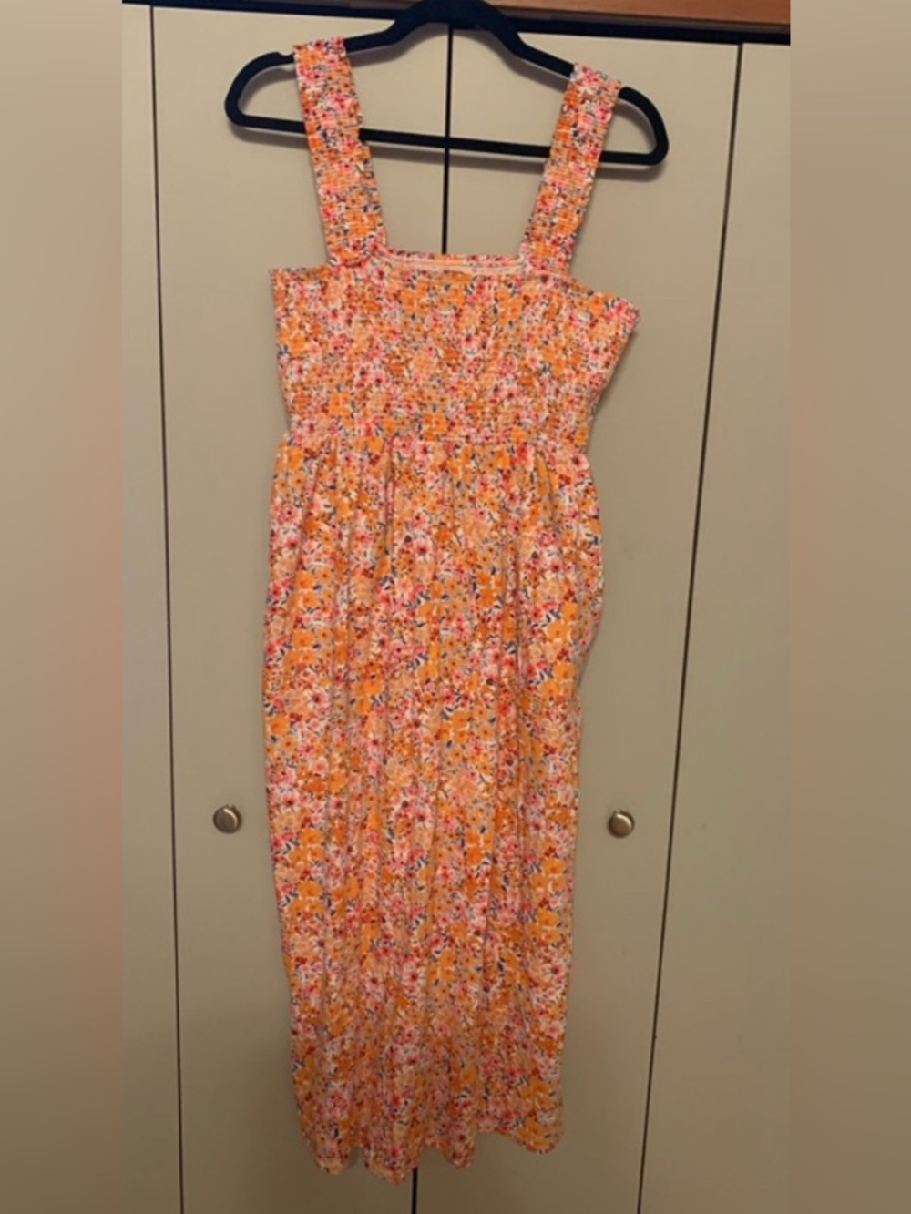 Old Navy Floral Midi Dress with Wide Straps & pockets in size large